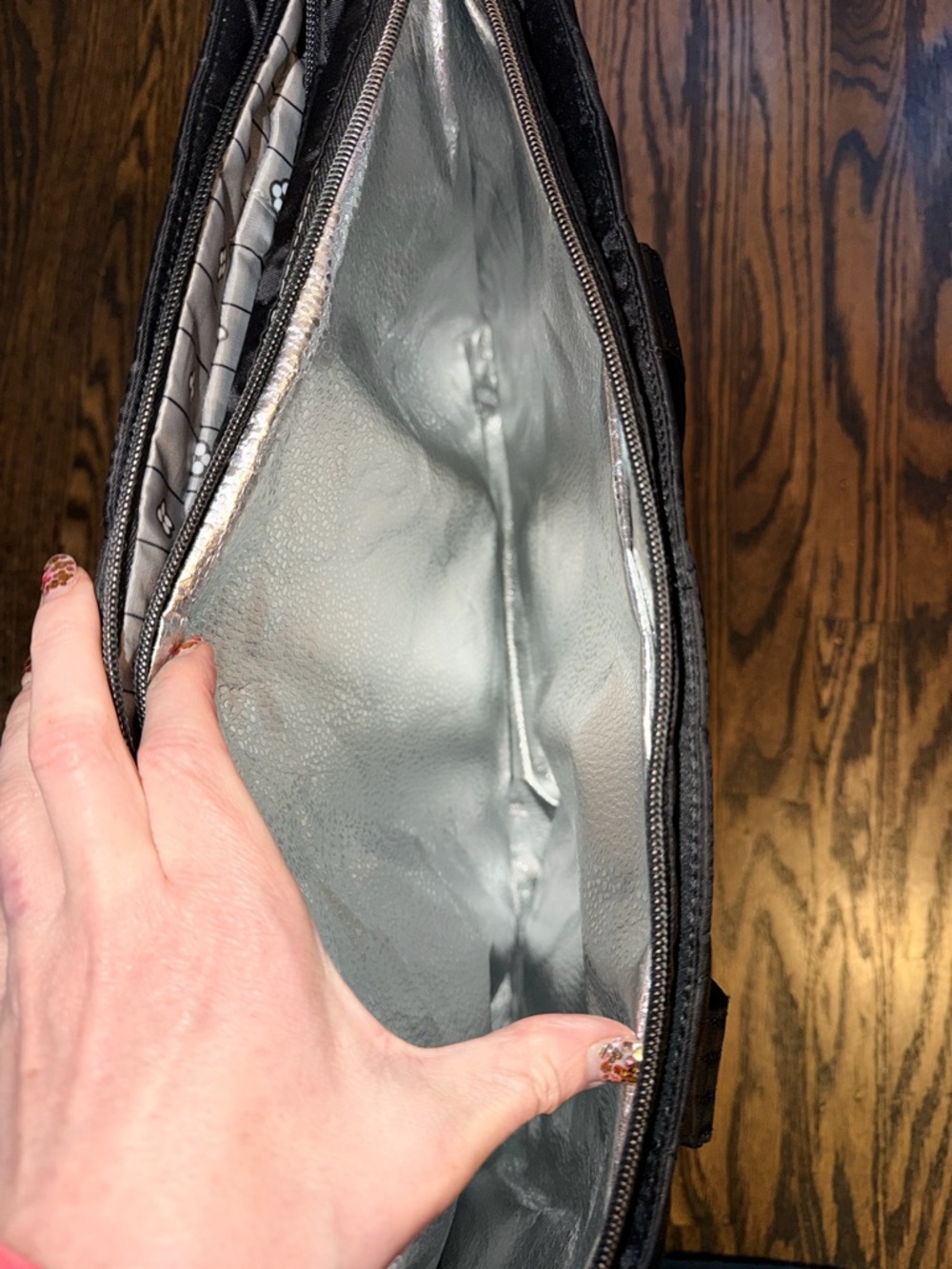 Lug 2 Step Quilted  travel Tote Bag - Picture 3 of 5